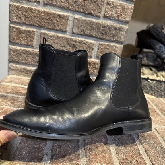 BOSS Derrk Chelsea Boot Mens Size 10.5 Black Leather Italy Ankle Dress Pull On - Picture 6 of 16